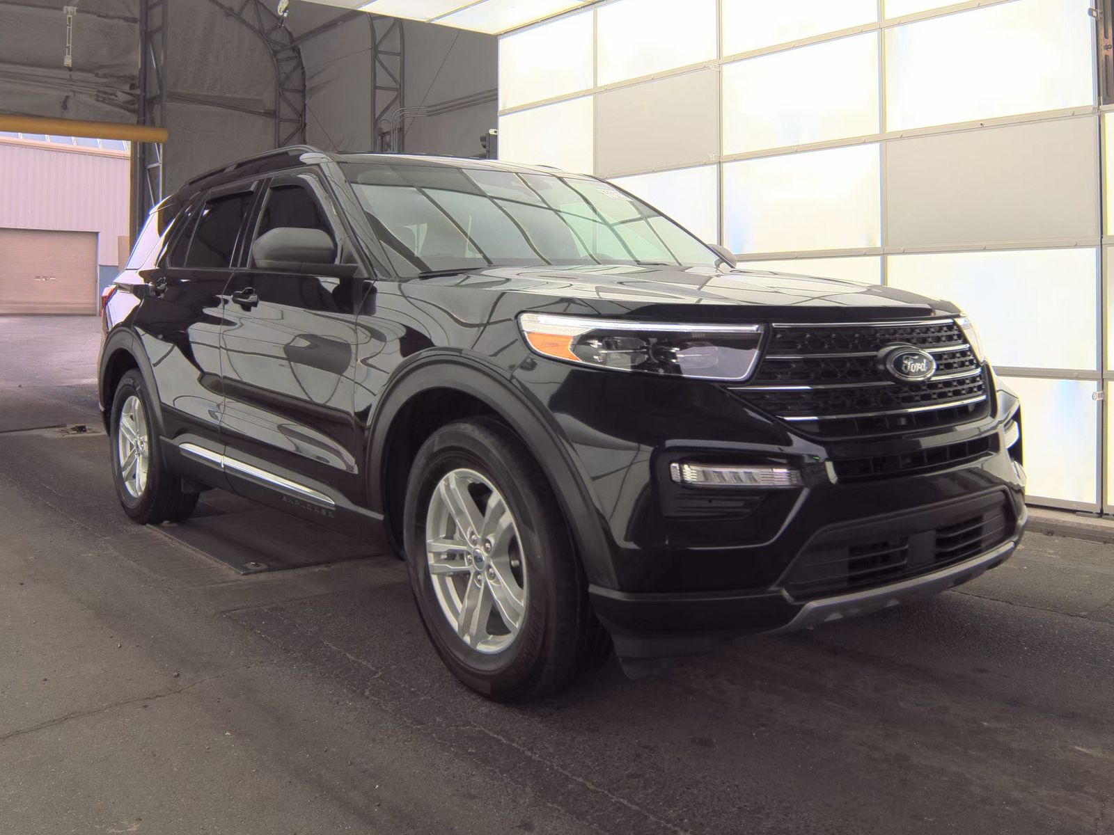 FORD EXPLORER - 5