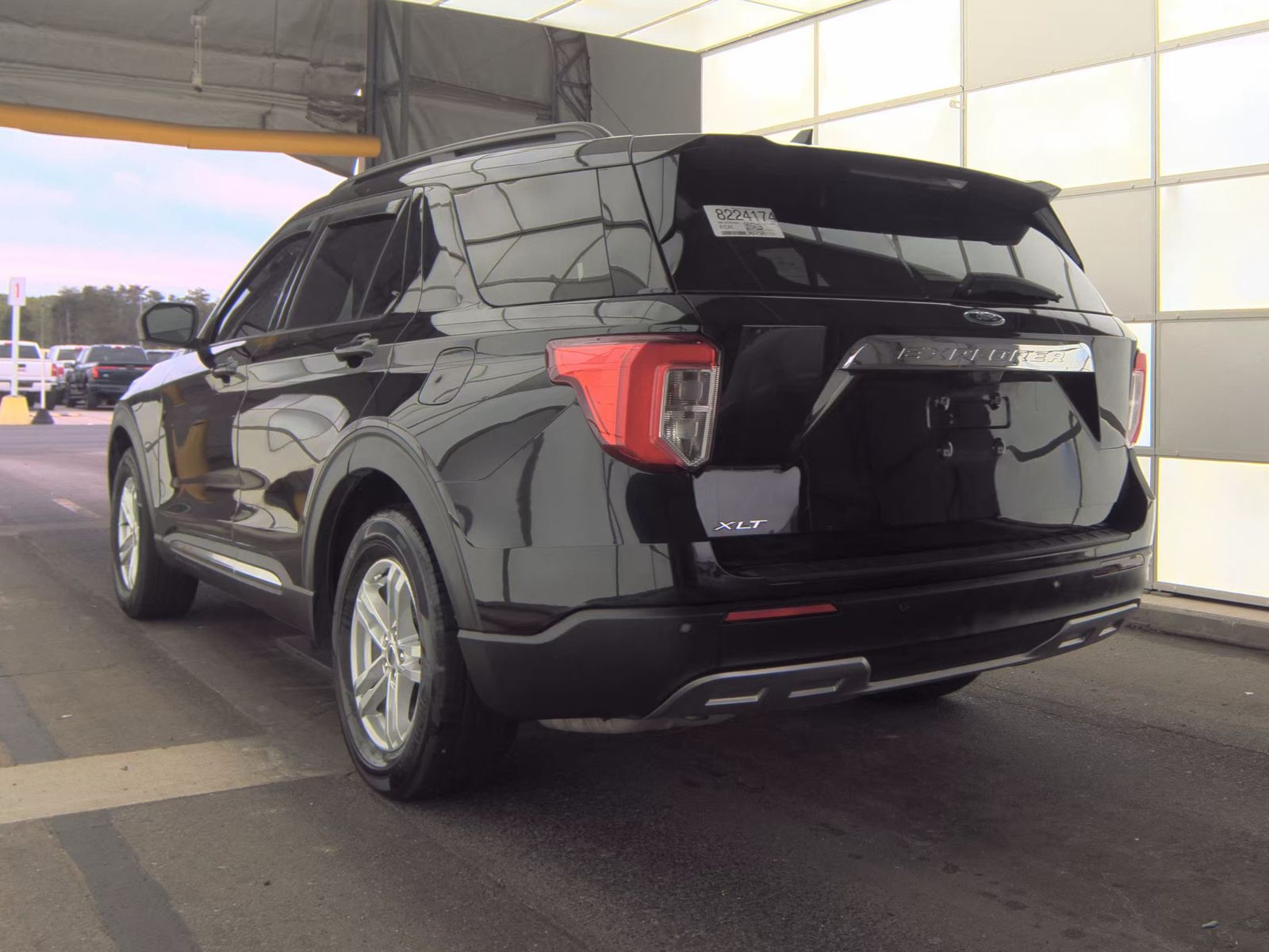 FORD EXPLORER - 9