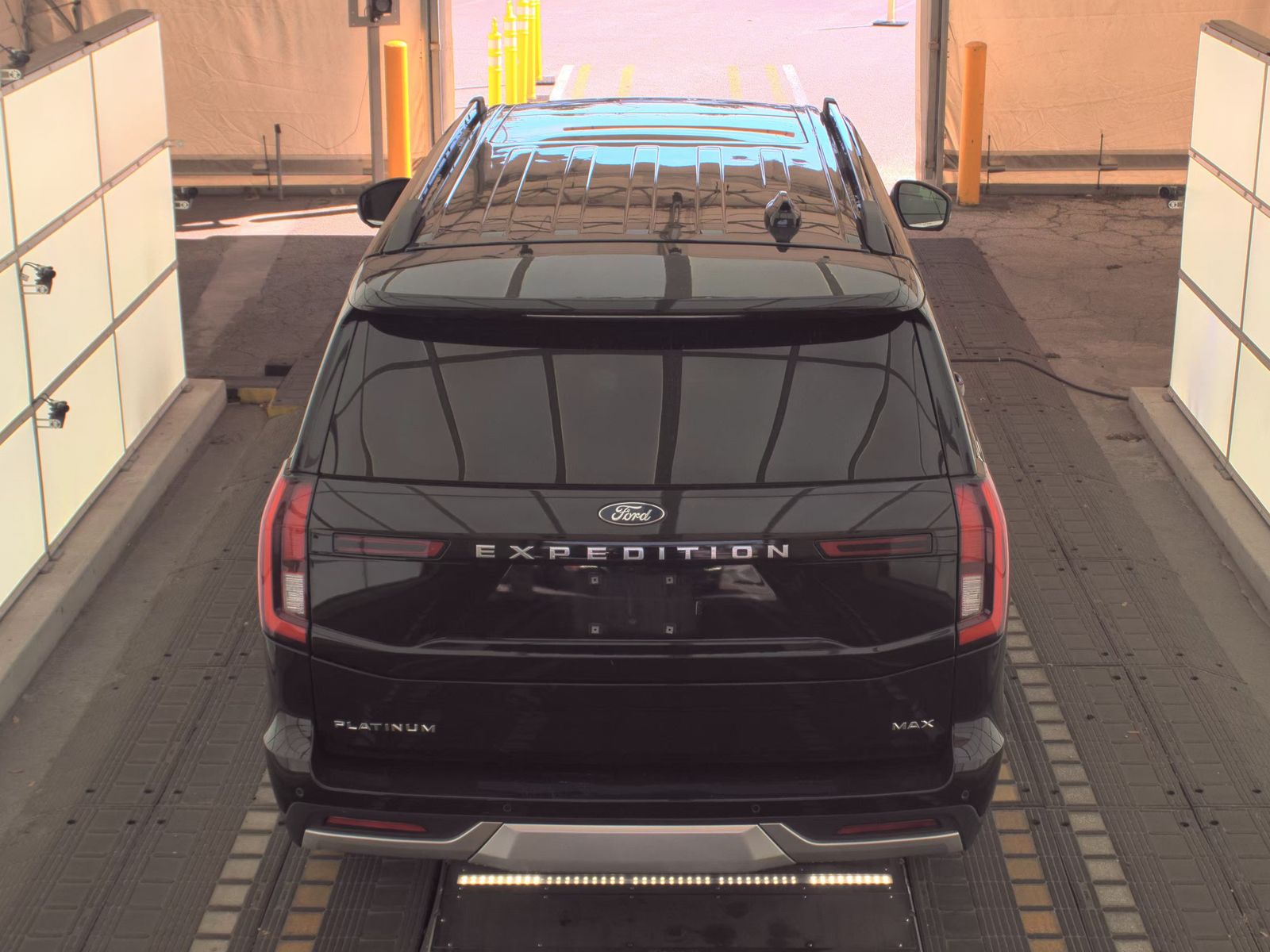 FORD EXPEDITION MAX - 7