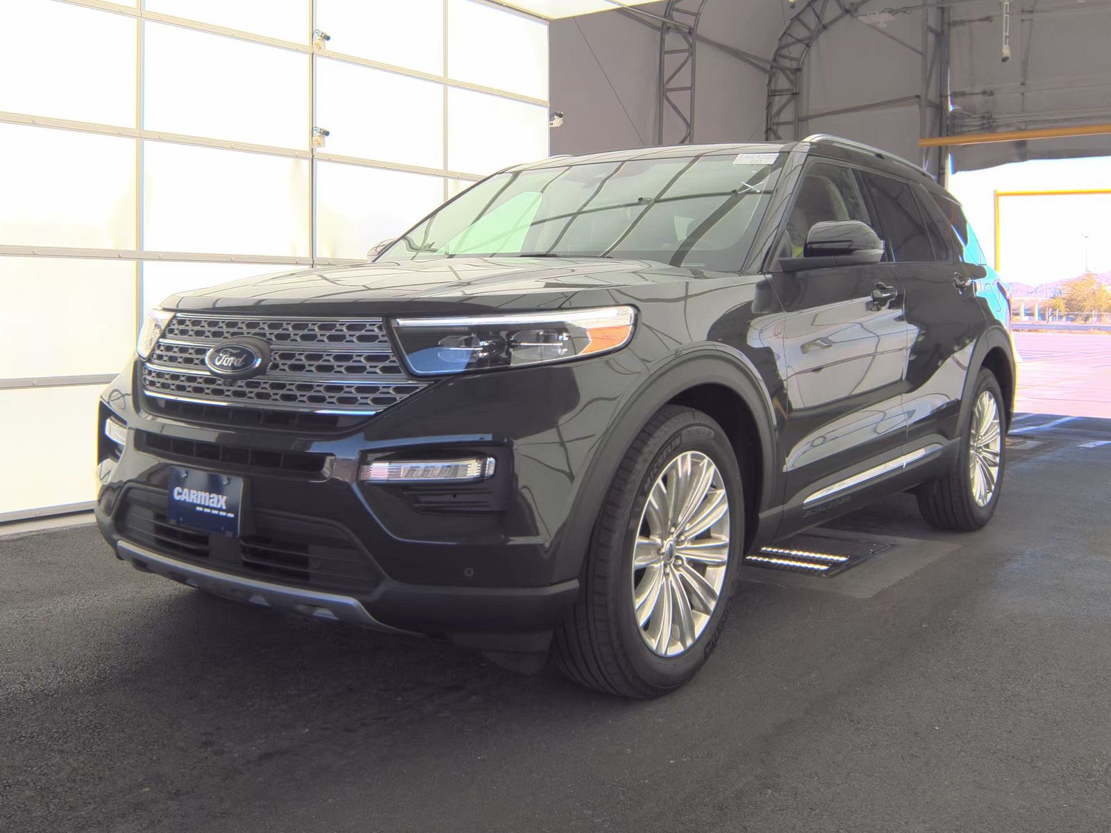 FORD EXPLORER - 1
