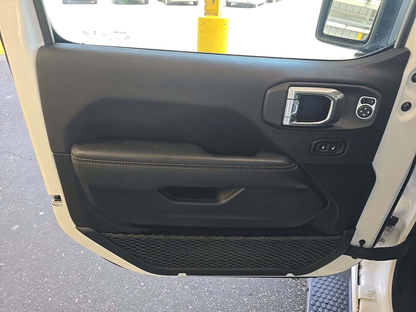 2026 Jeep Wrangler Sahara AWD