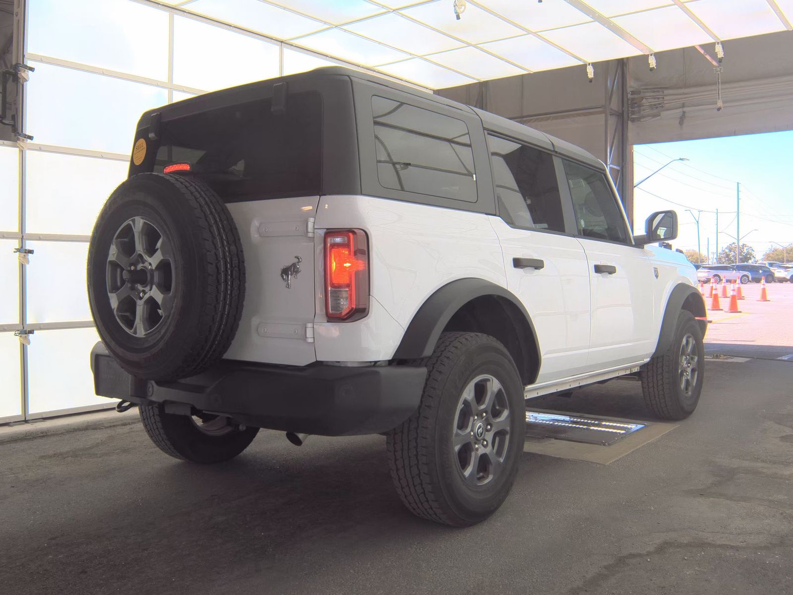 FORD BRONCO - 5