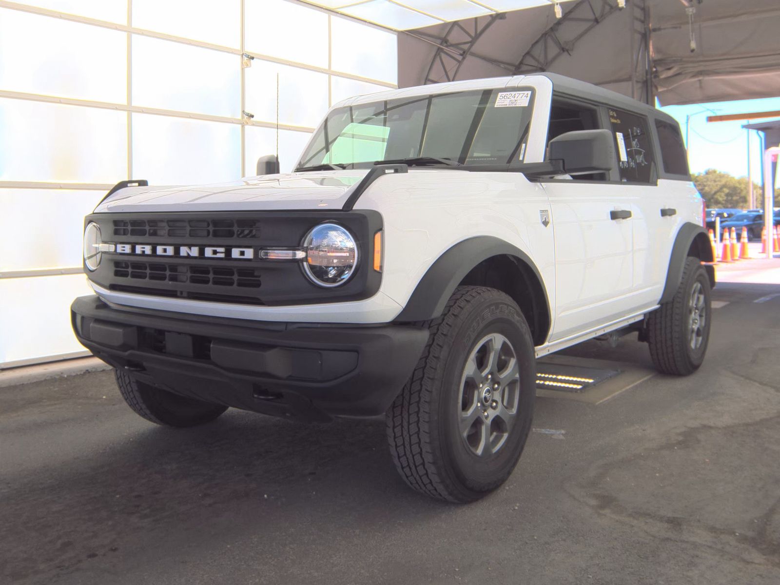 FORD BRONCO - 1
