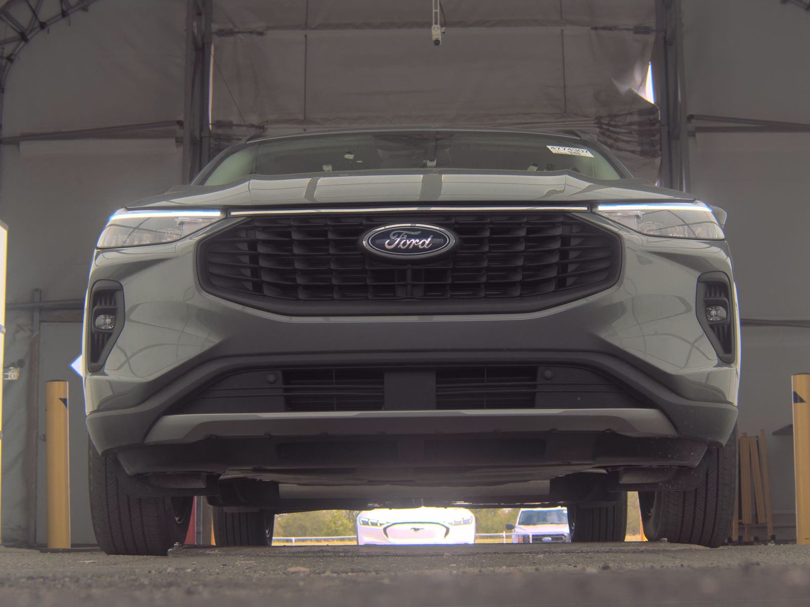 FORD ESCAPE - 4