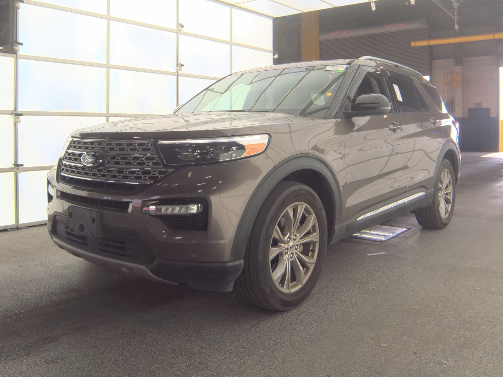 FORD EXPLORER - 1