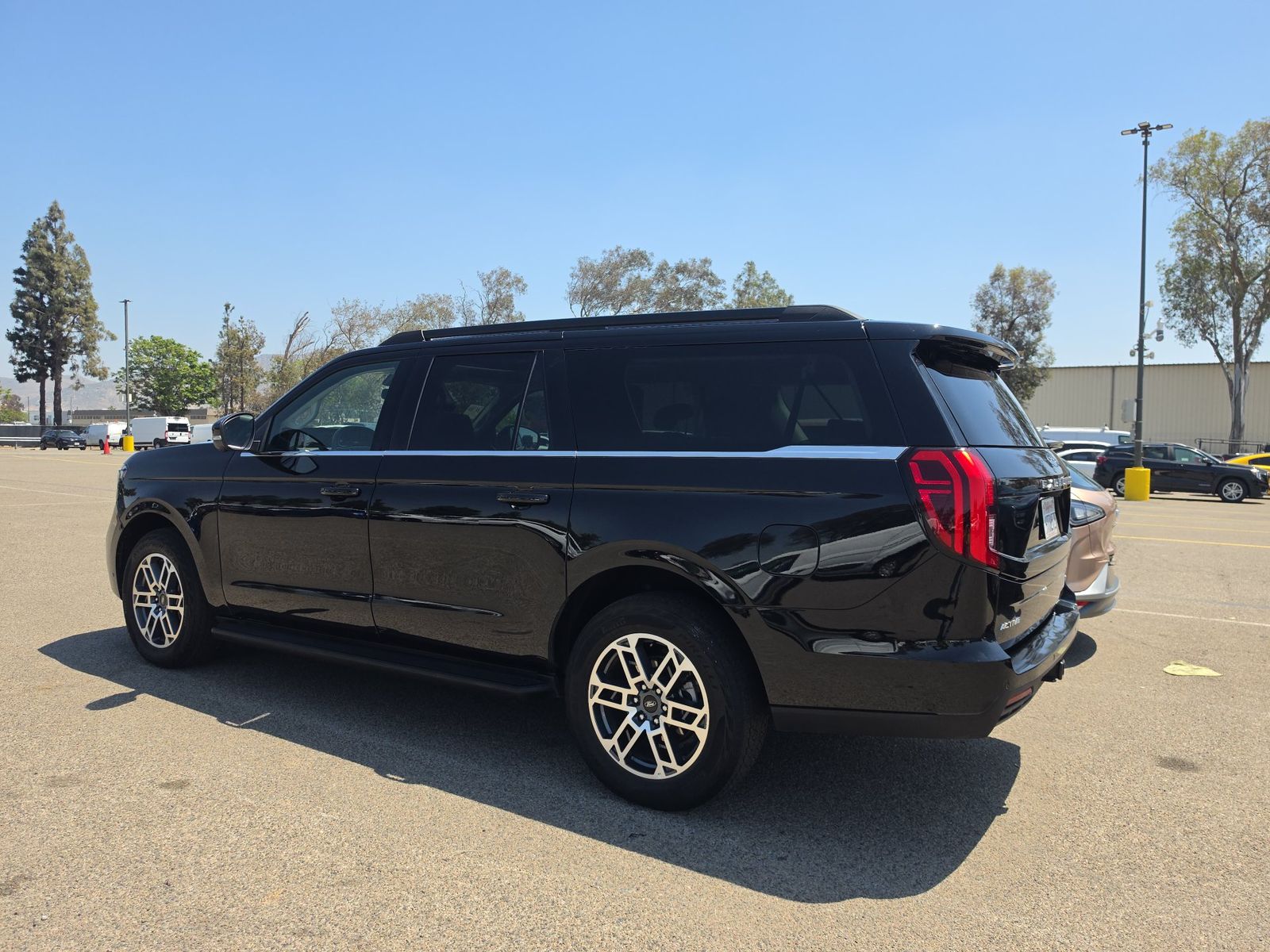 FORD EXPEDITION MAX - 7