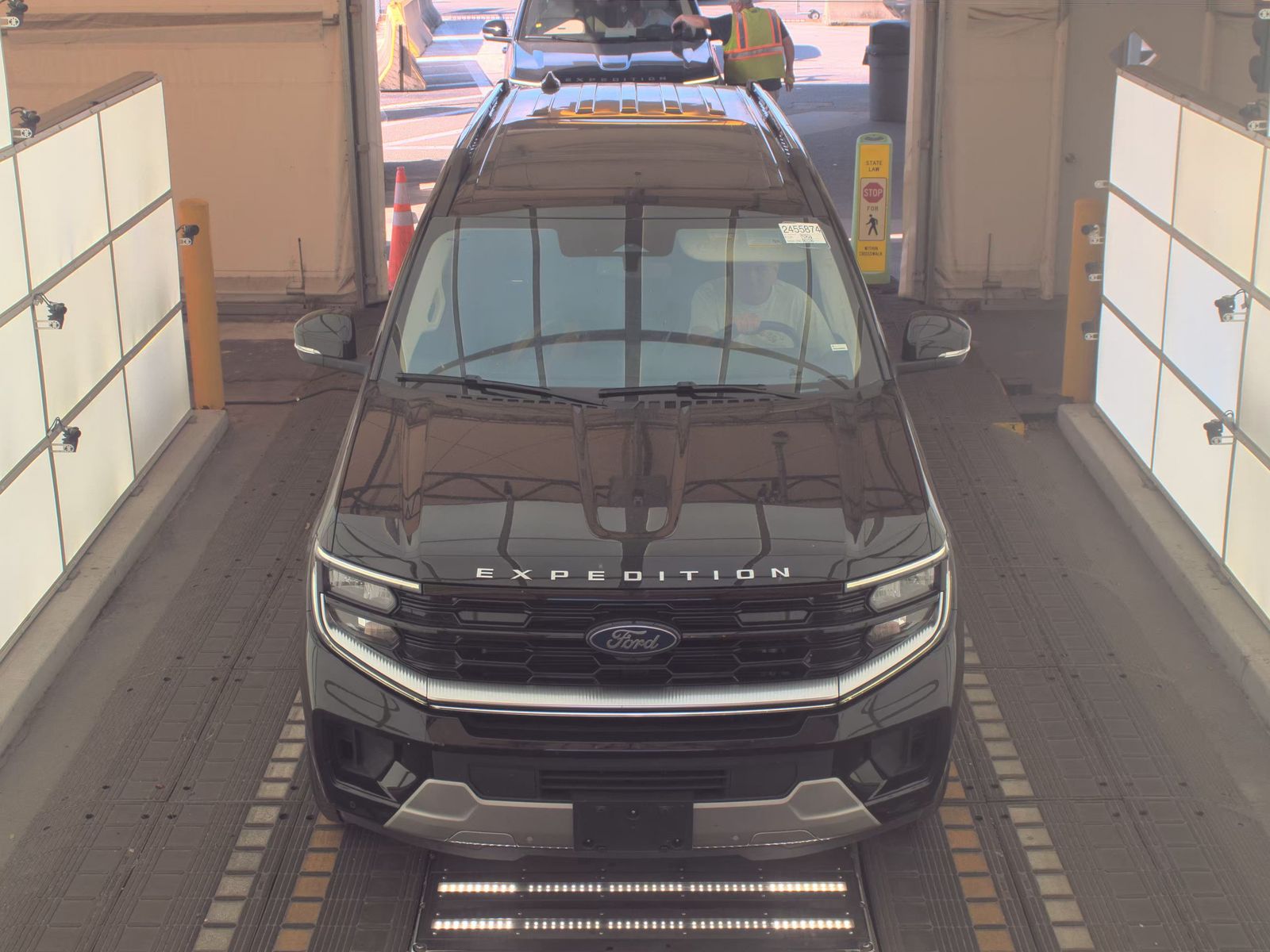 FORD EXPEDITION MAX - 3