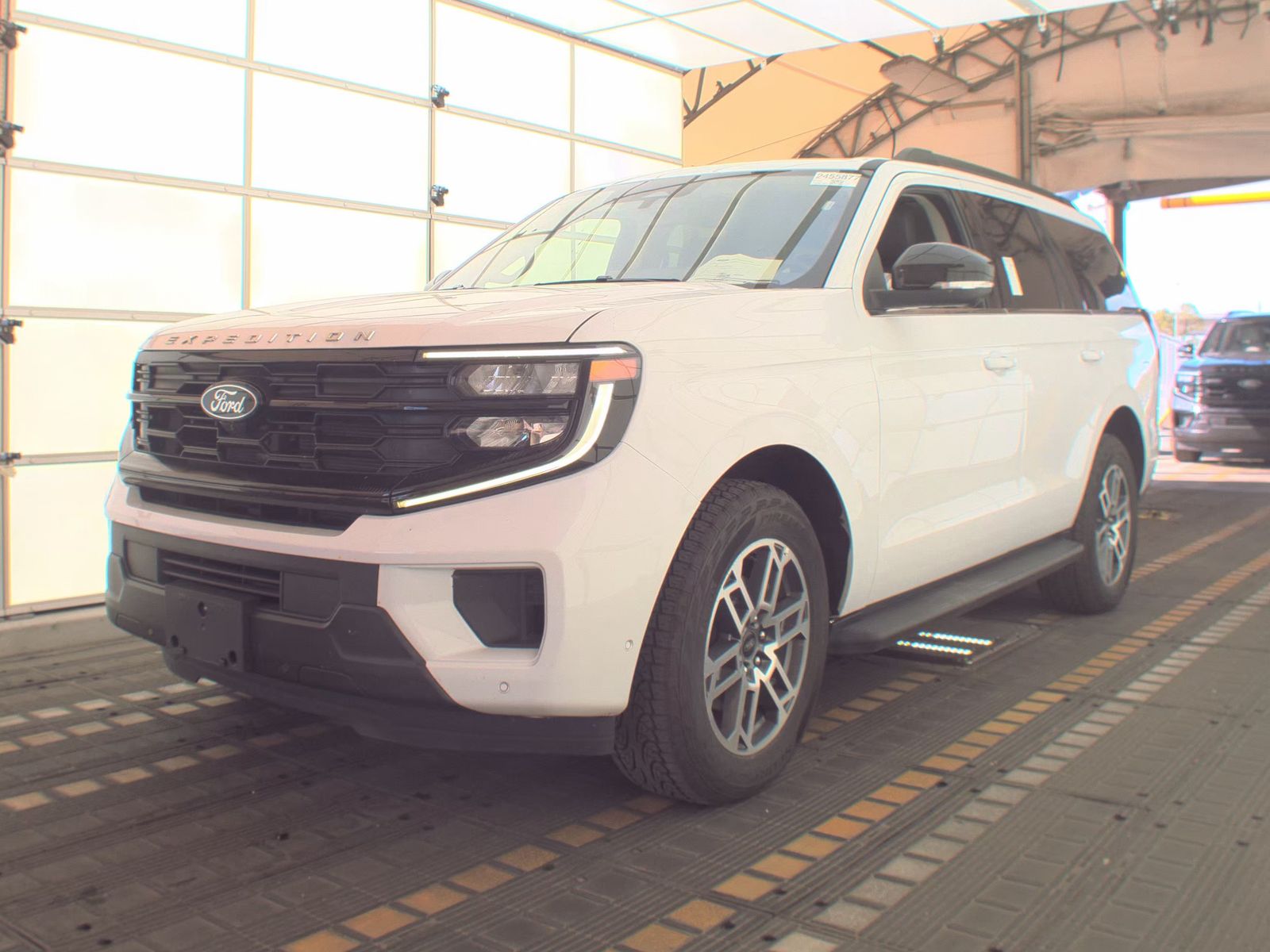 FORD EXPEDITION - 1
