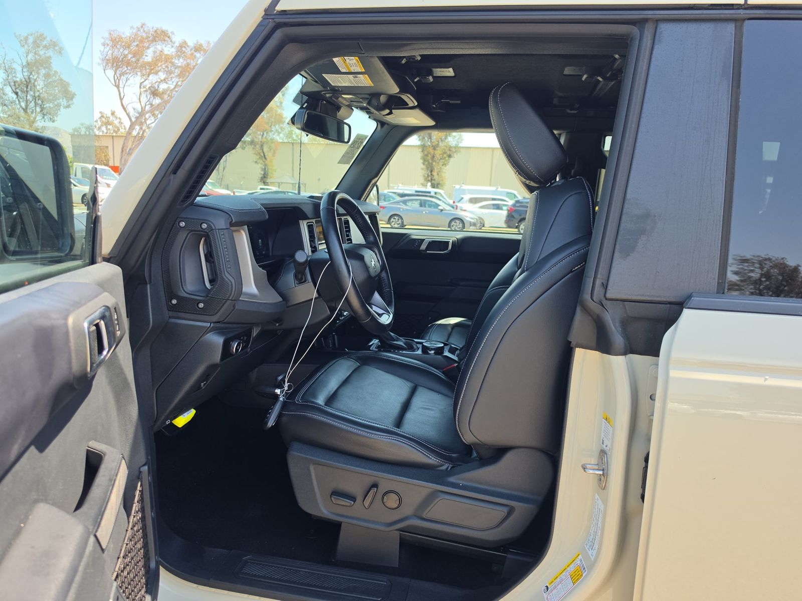 FORD BRONCO - 8