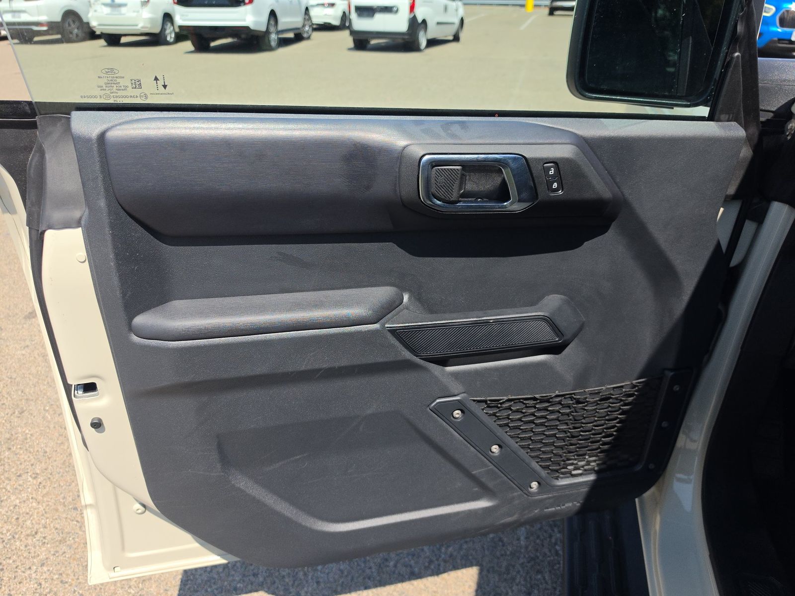 FORD BRONCO - 10