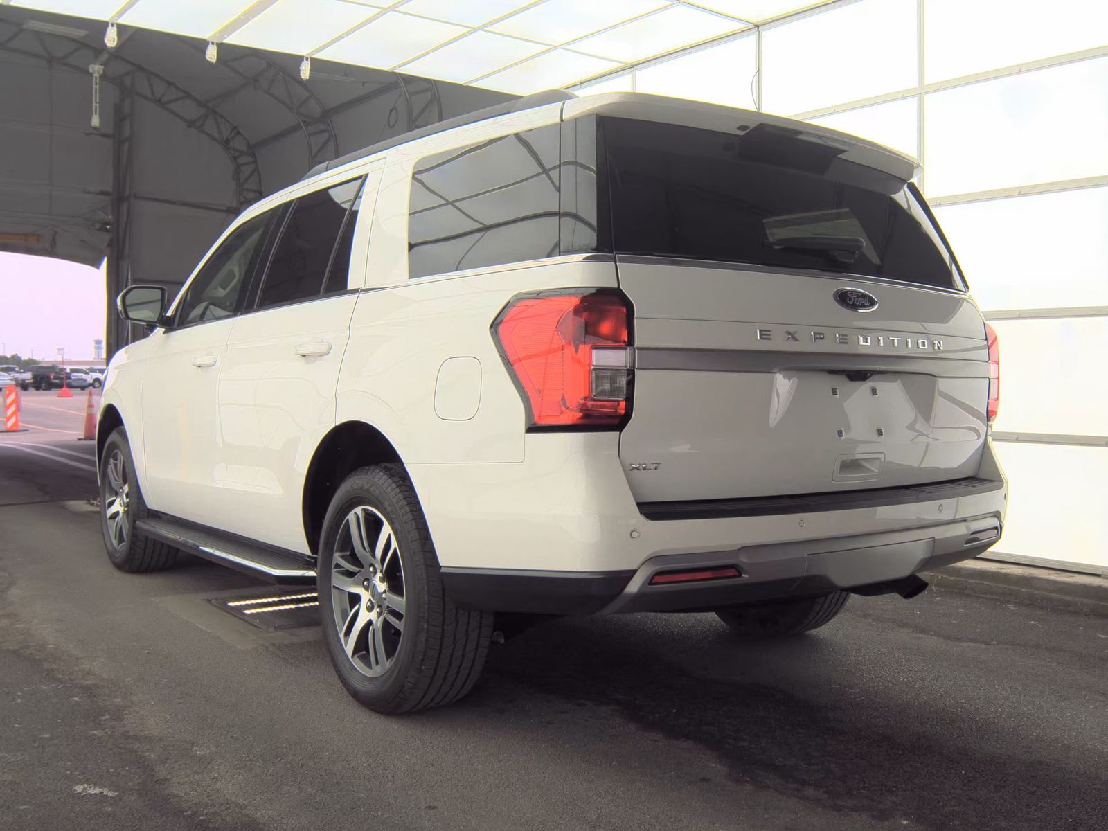 FORD EXPEDITION - 9