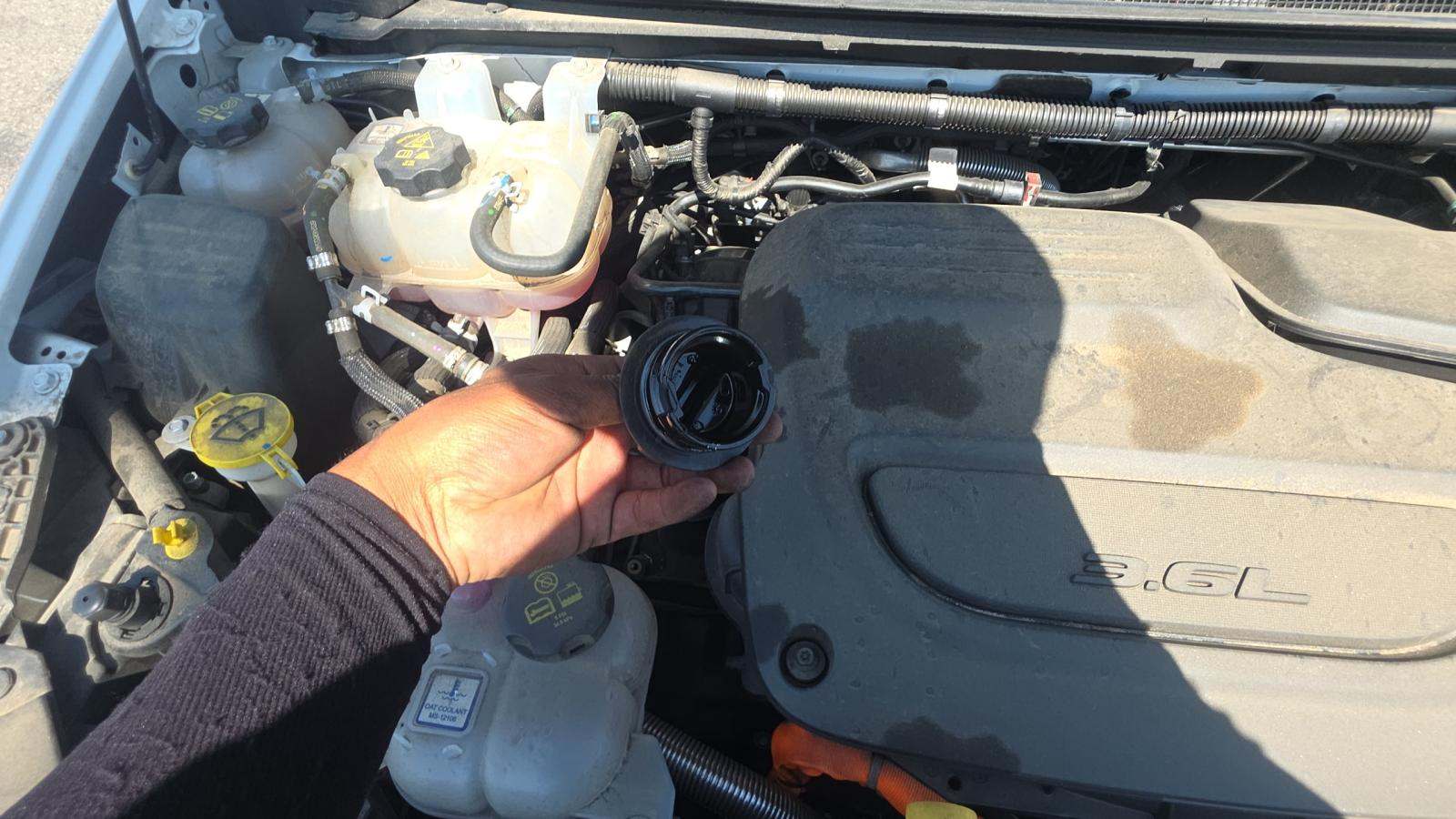 2024 Chrysler Pacifica Hybrid Select FWD