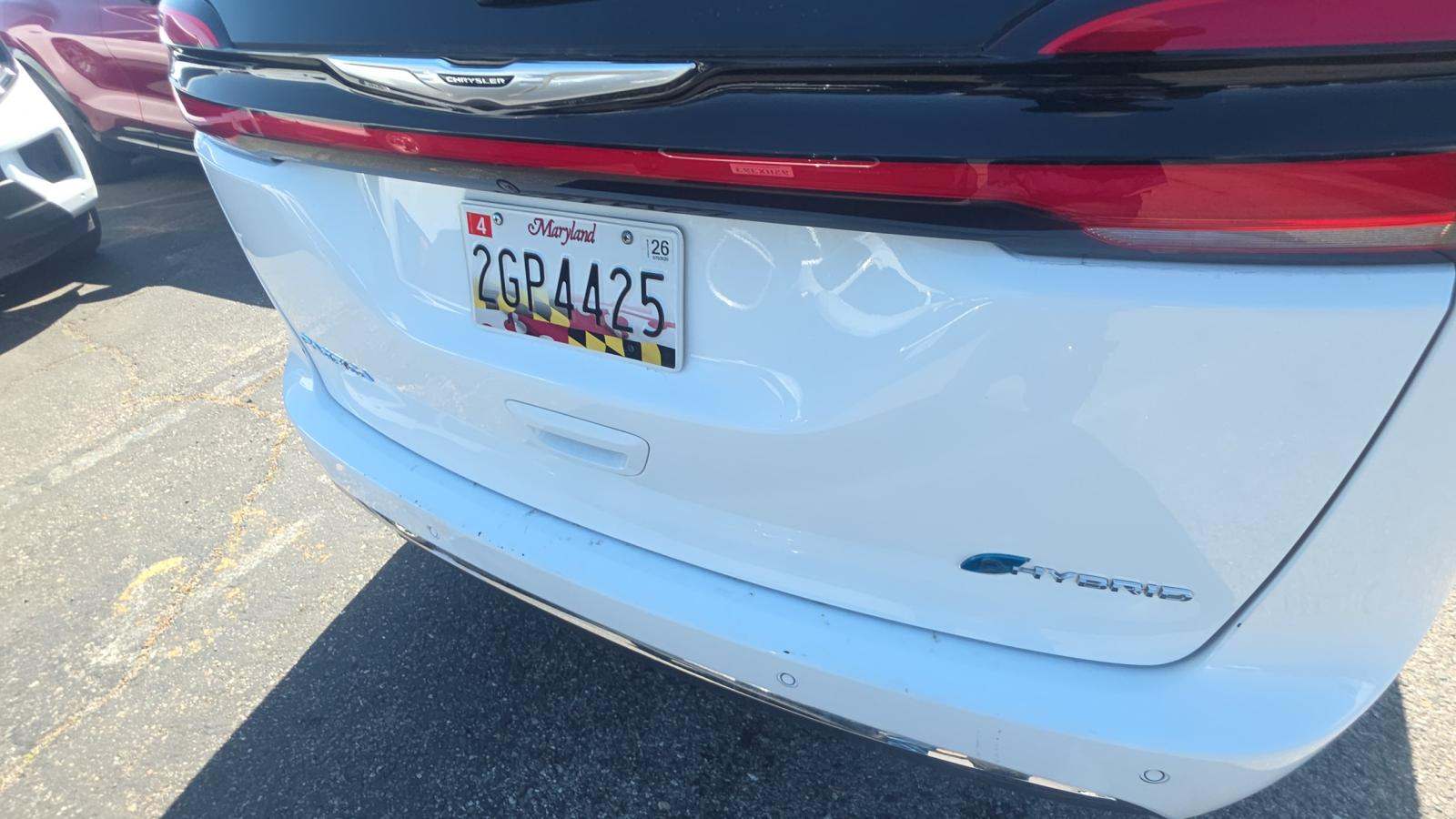 2024 Chrysler Pacifica Hybrid Select FWD
