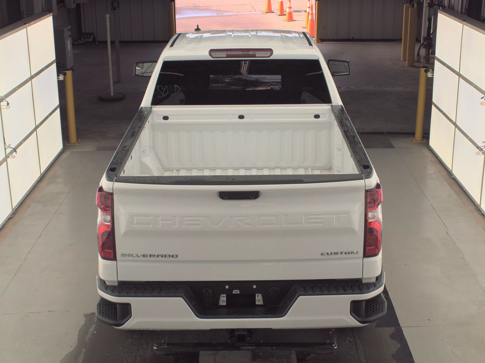 2026 Chevrolet Silverado 1500 Custom RWD