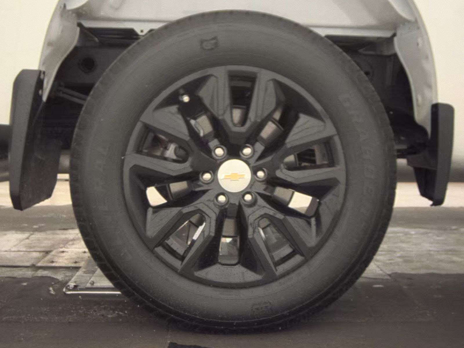 2026 Chevrolet Silverado 1500 Custom RWD