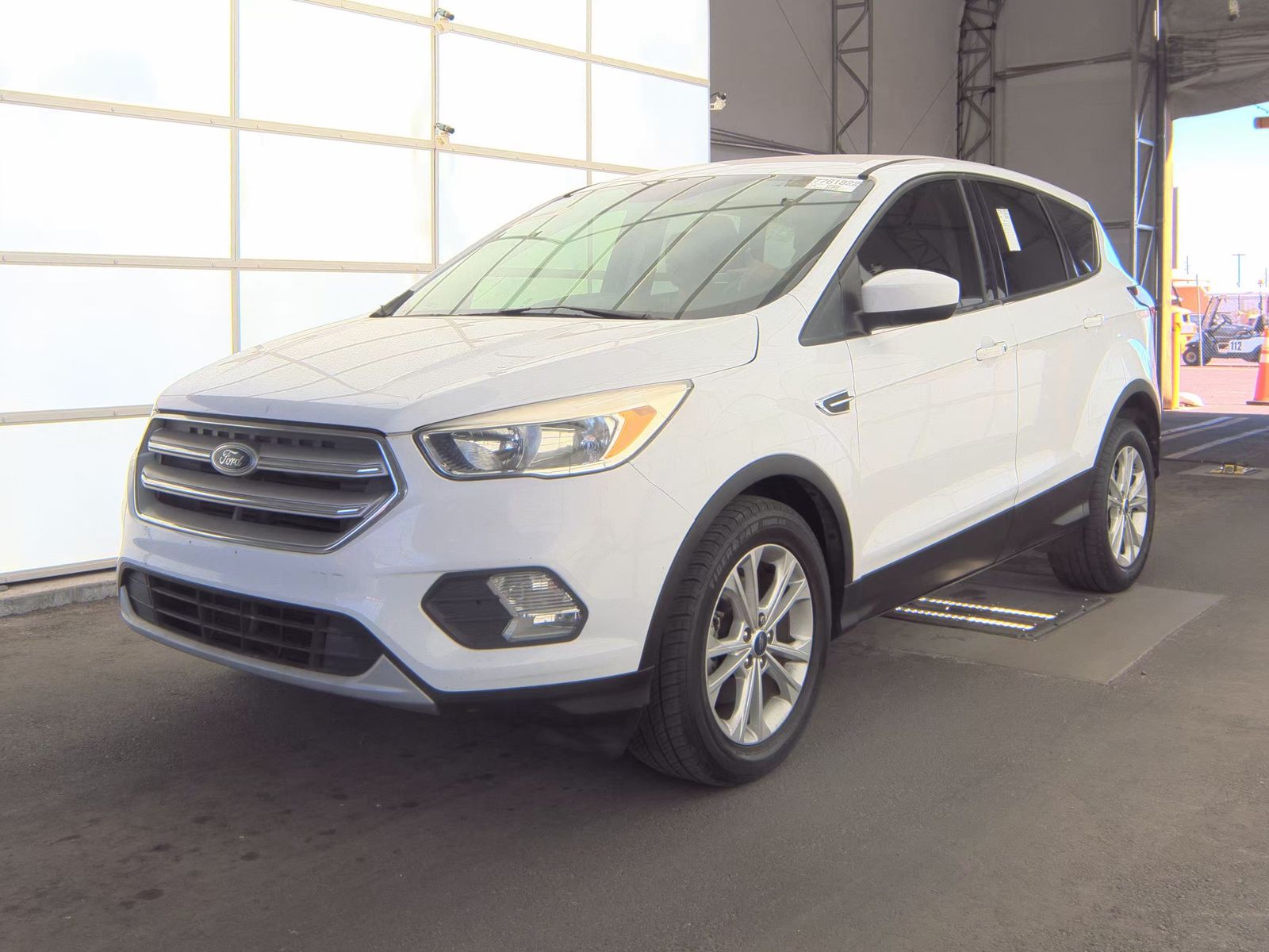 FORD ESCAPE - 1