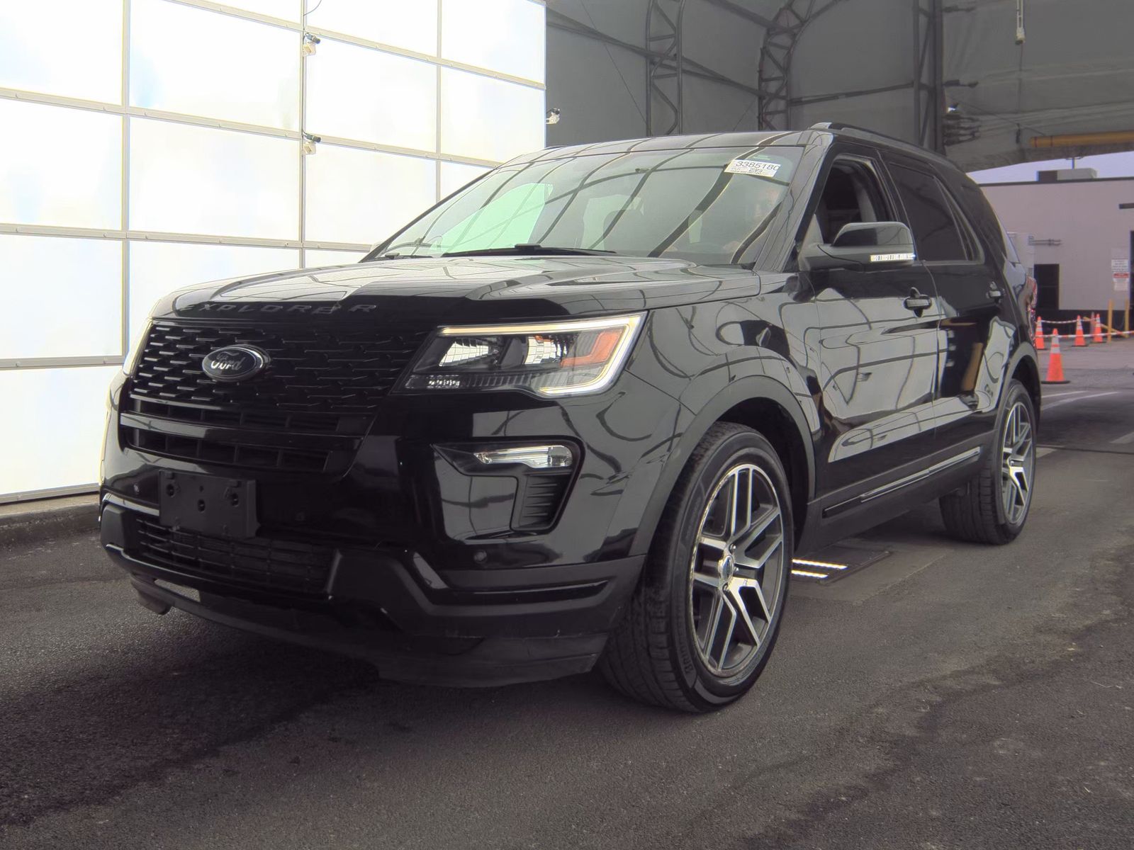FORD EXPLORER - 1