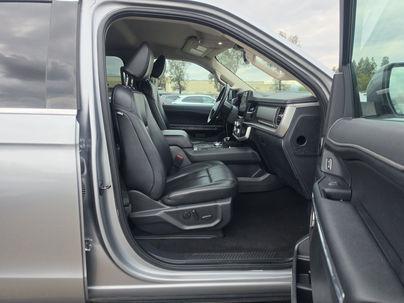 FORD EXPEDITION MAX - 9