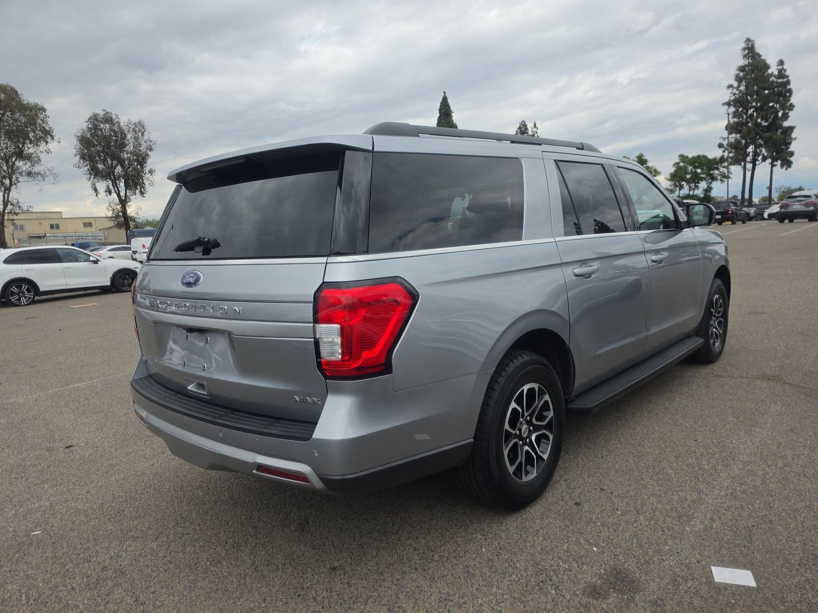 FORD EXPEDITION MAX - 5