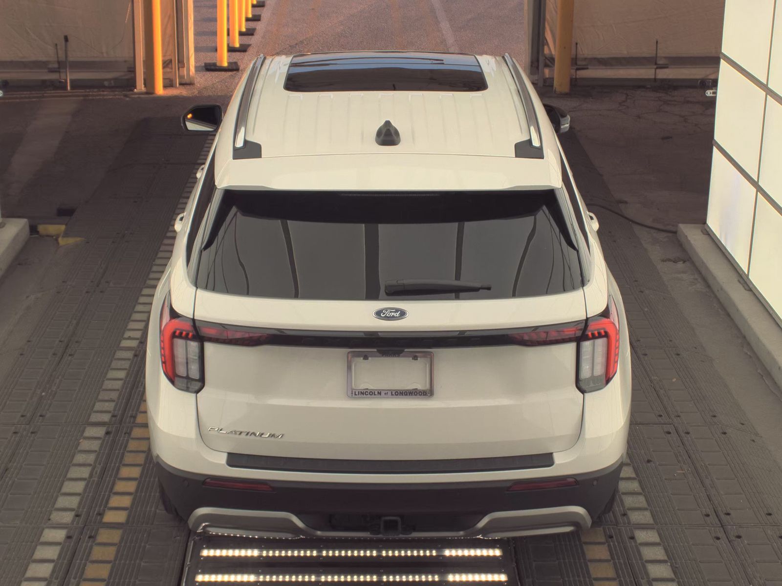 FORD EXPLORER - 7