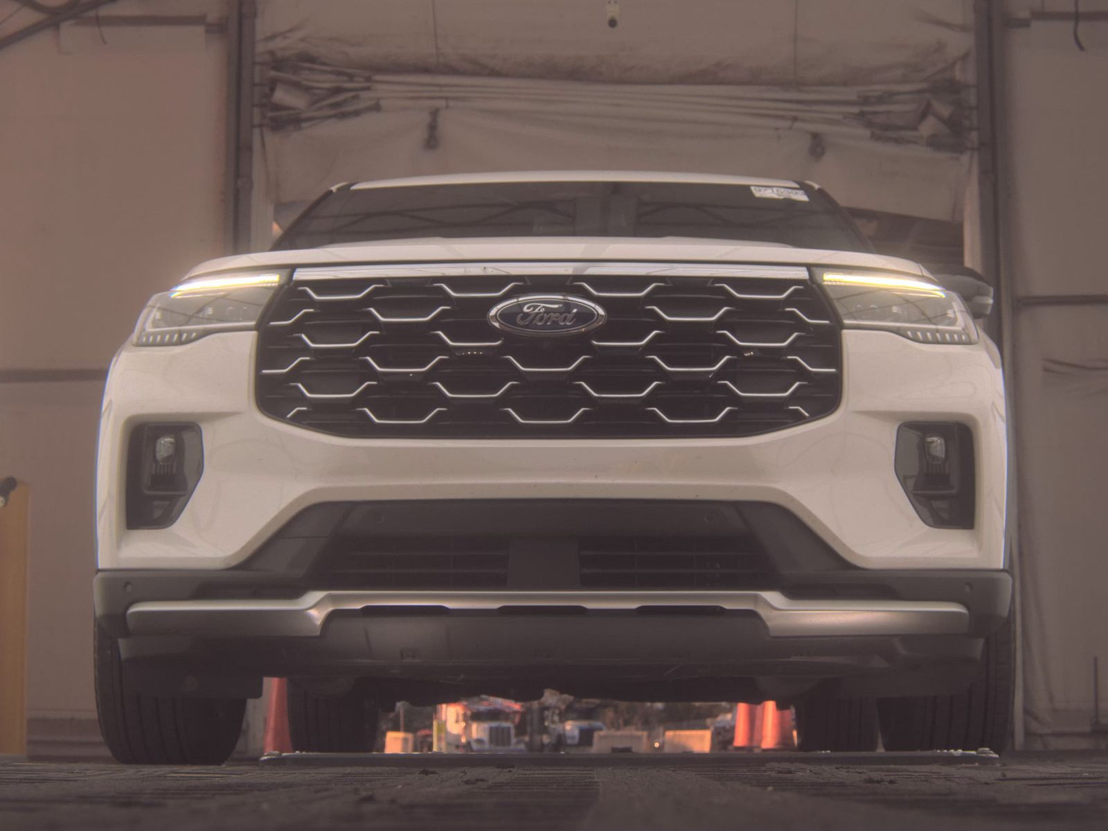 FORD EXPLORER - 4