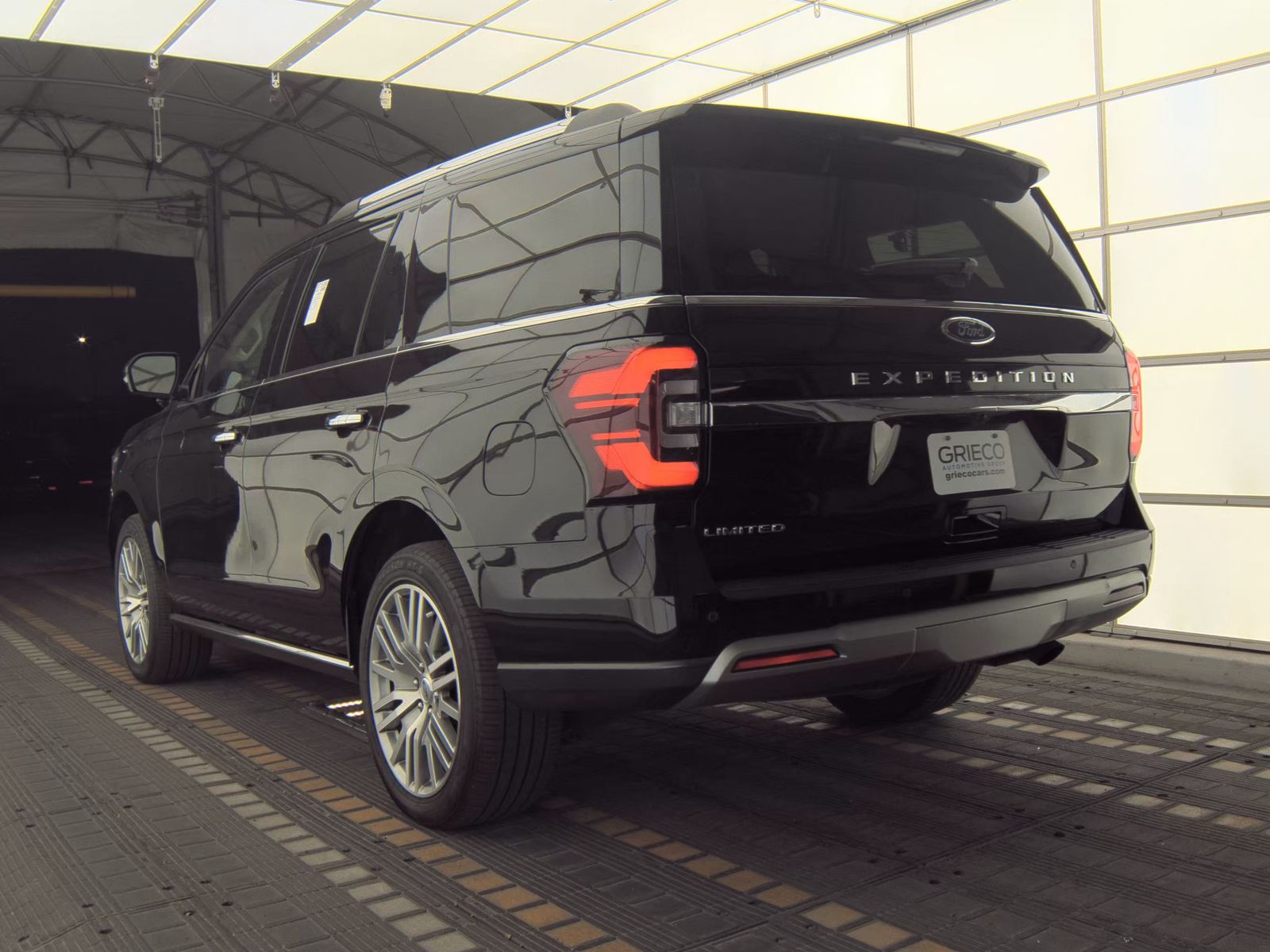 FORD EXPEDITION - 9