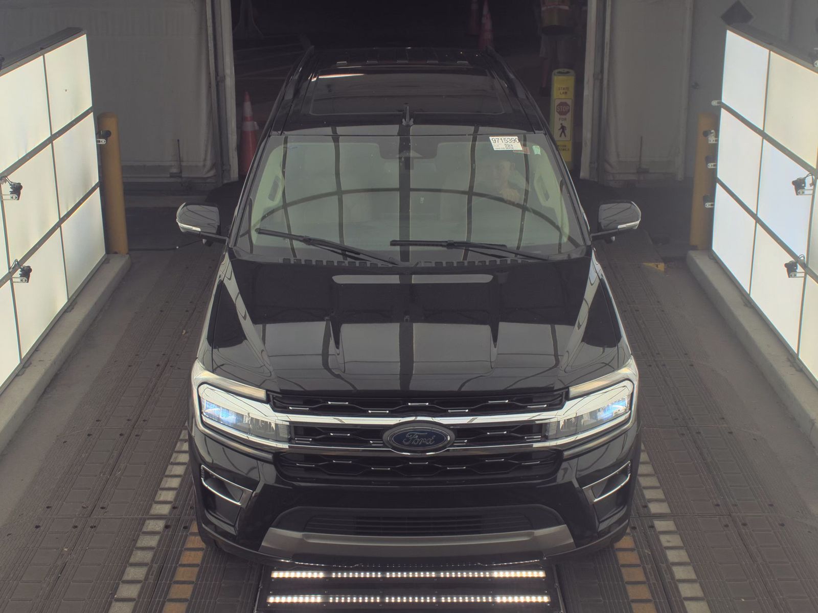 FORD EXPEDITION - 3