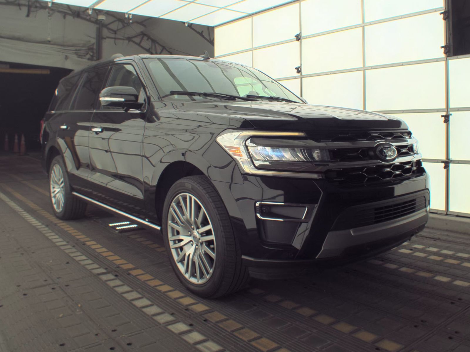 FORD EXPEDITION - 5