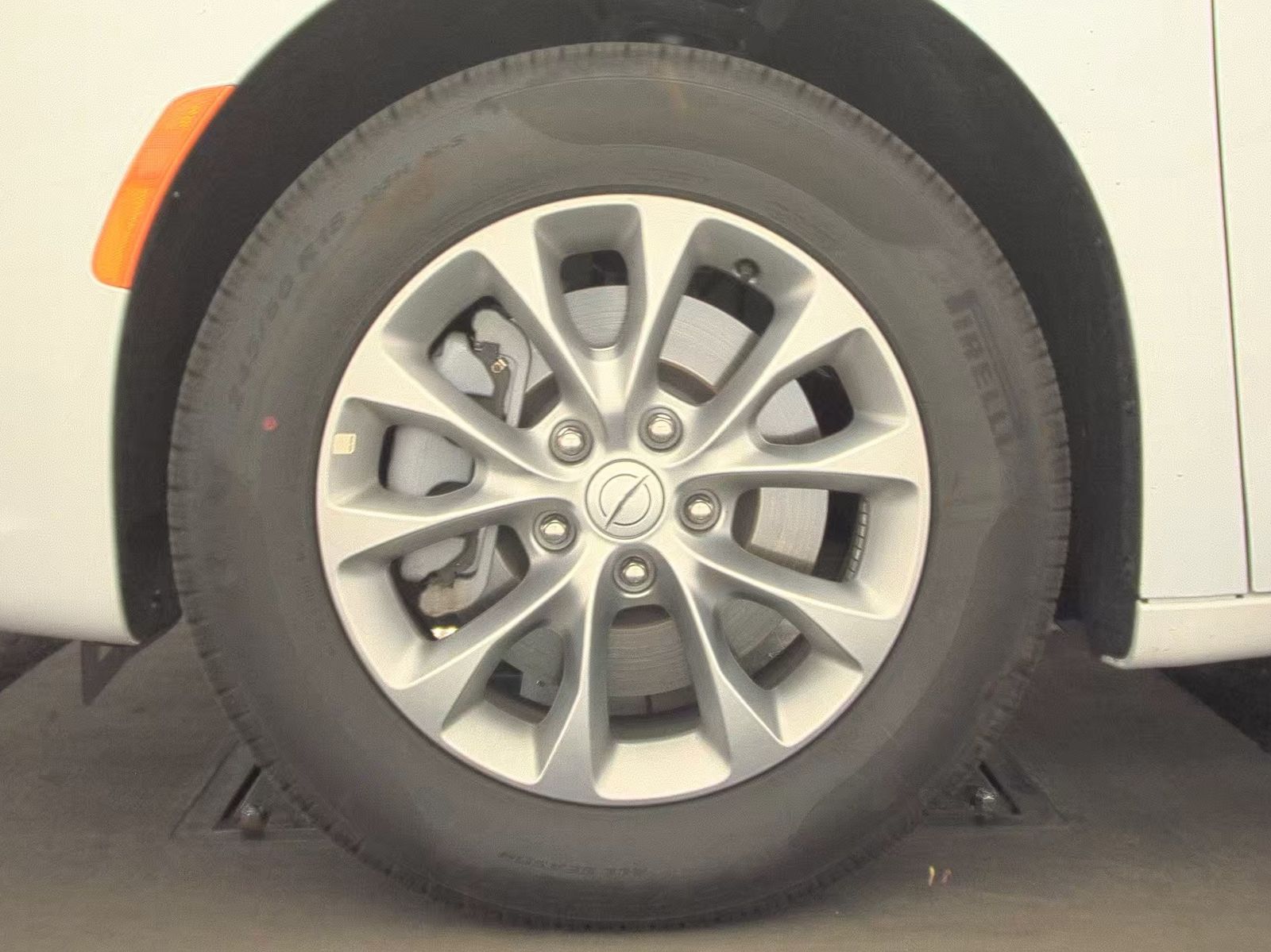 2026 Chrysler Pacifica Limited AWD