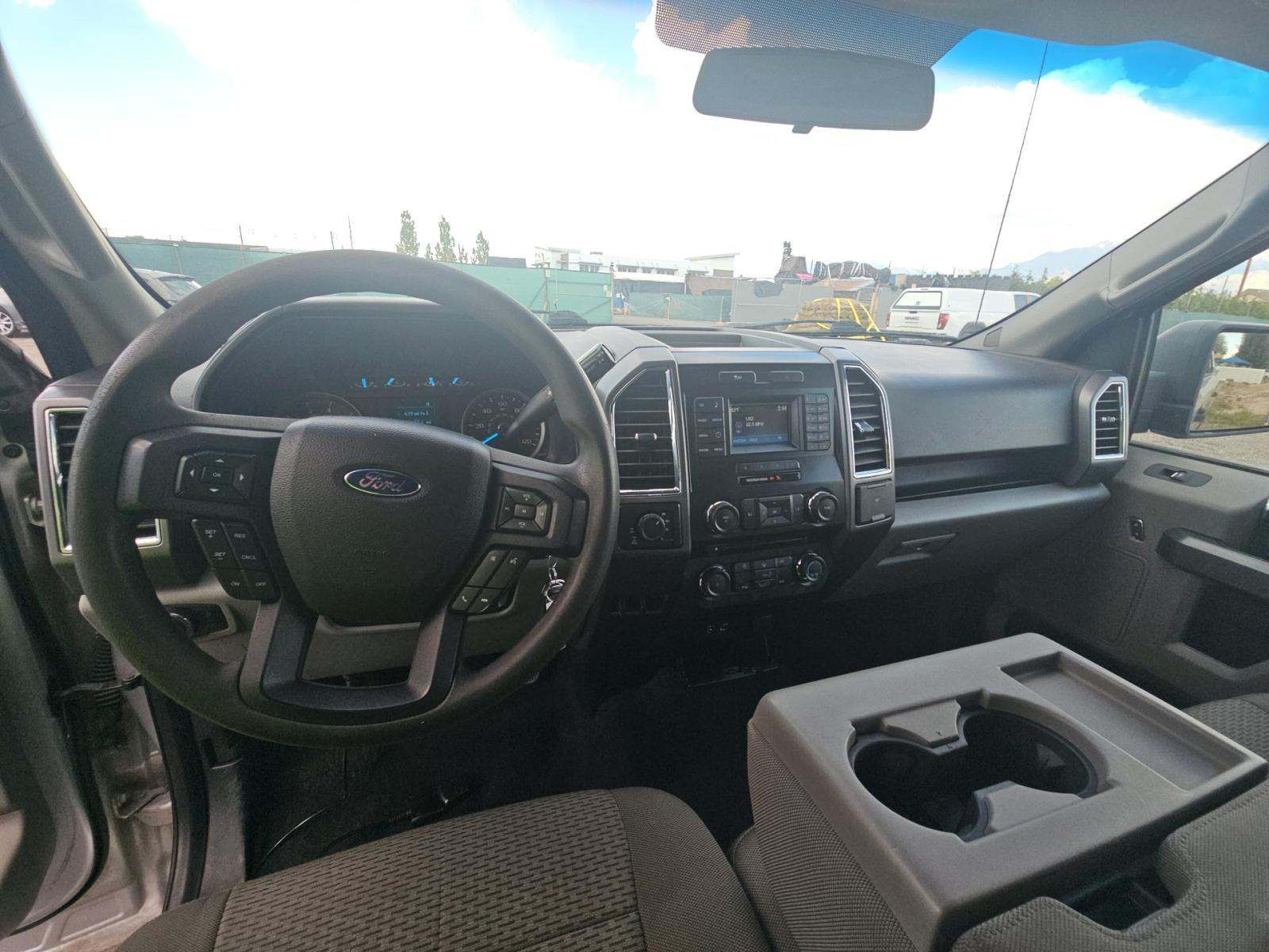 2015 Ford F-150 XLT AWD