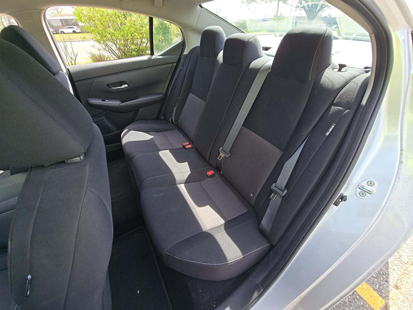 NISSAN SENTRA - 8