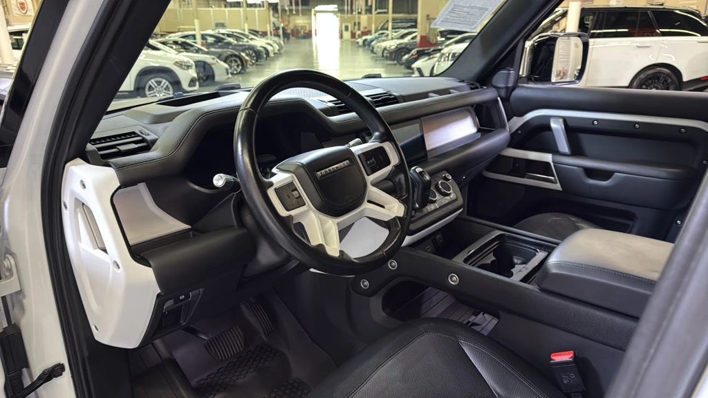 2021 Land Rover Defender 110 X-Dynamic HSE AWD