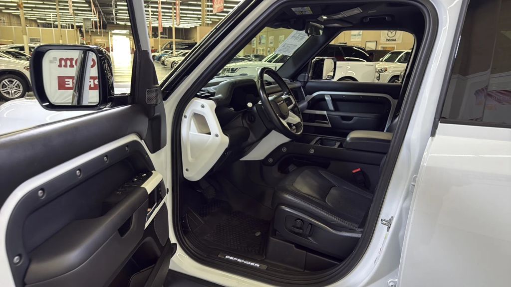 2021 Land Rover Defender 110 X-Dynamic HSE AWD