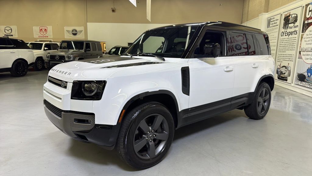 2021 Land Rover Defender 110 X-Dynamic HSE AWD