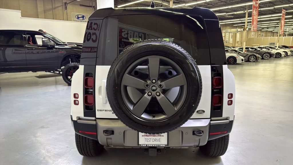 2021 Land Rover Defender 110 X-Dynamic HSE AWD