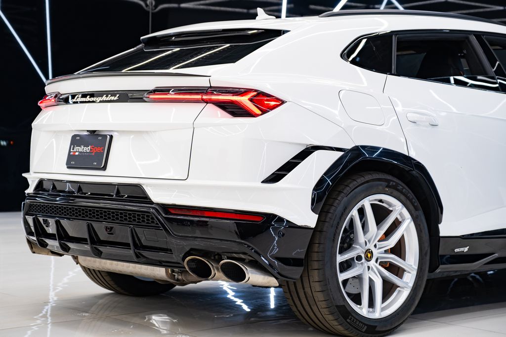 2023 Lamborghini Urus S AWD