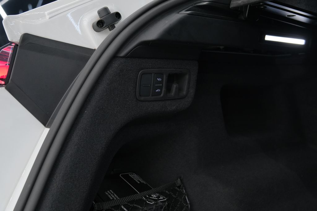 2023 Lamborghini Urus S AWD