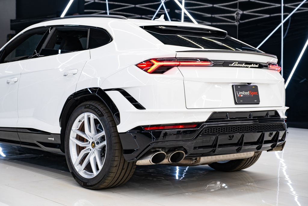 2023 Lamborghini Urus S AWD