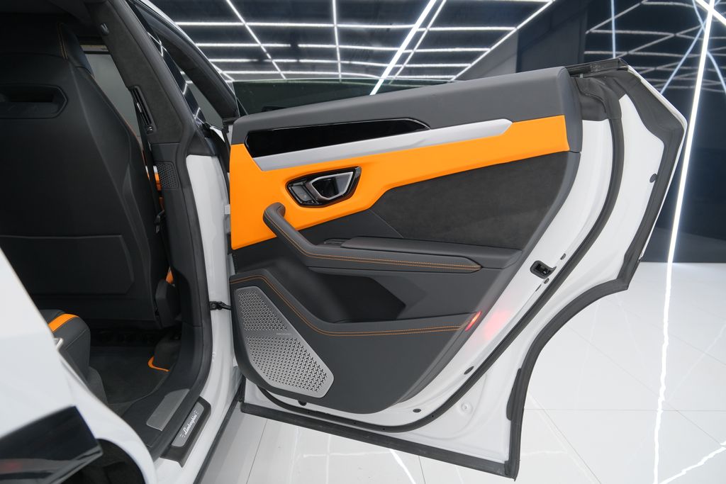 2023 Lamborghini Urus S AWD