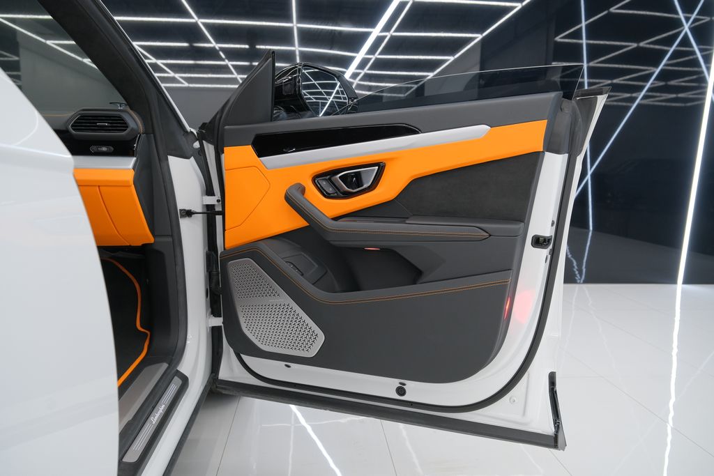 2023 Lamborghini Urus S AWD
