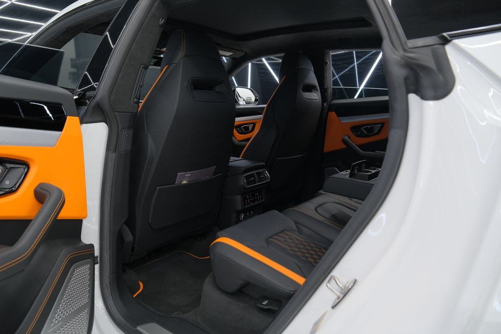 2023 Lamborghini Urus S AWD