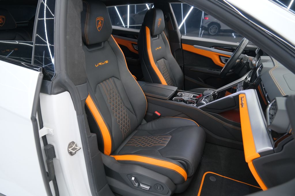 2023 Lamborghini Urus S AWD