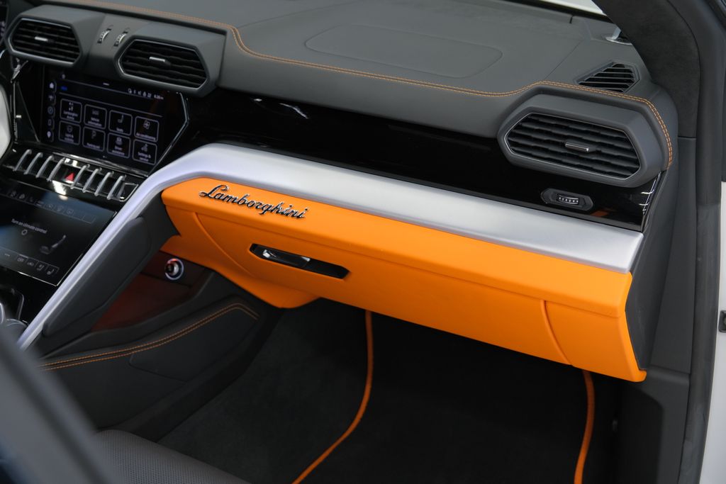 2023 Lamborghini Urus S AWD