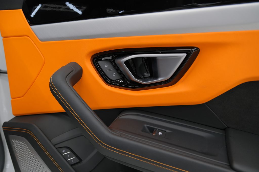 2023 Lamborghini Urus S AWD