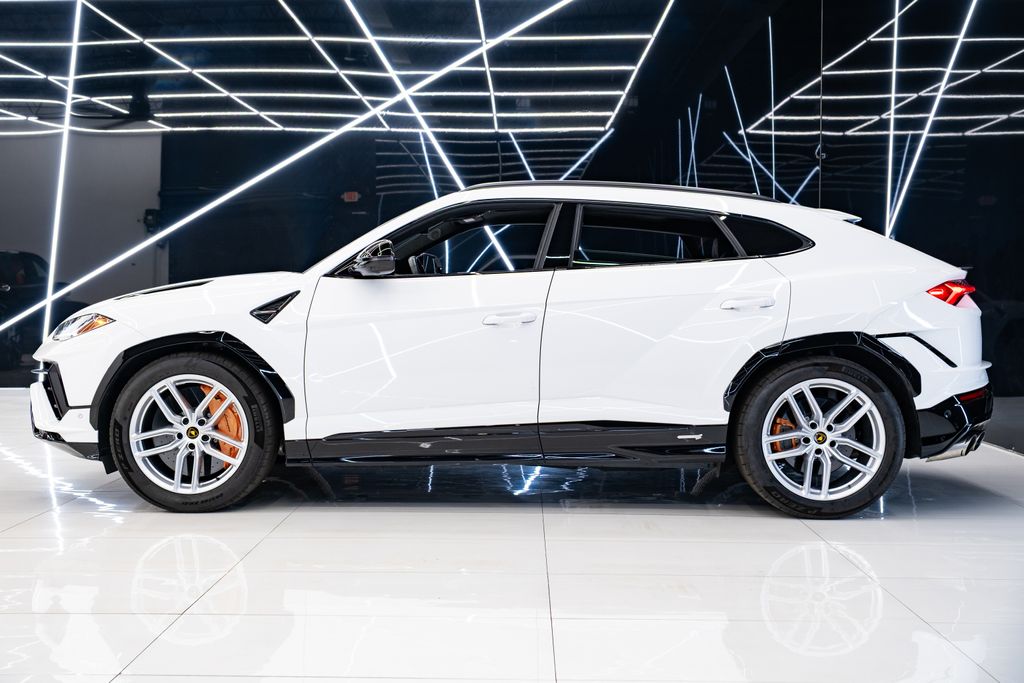 2023 Lamborghini Urus S AWD