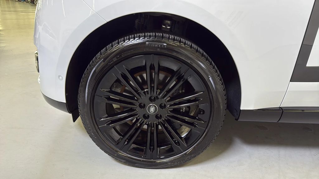 2024 Land Rover Range Rover SE AWD