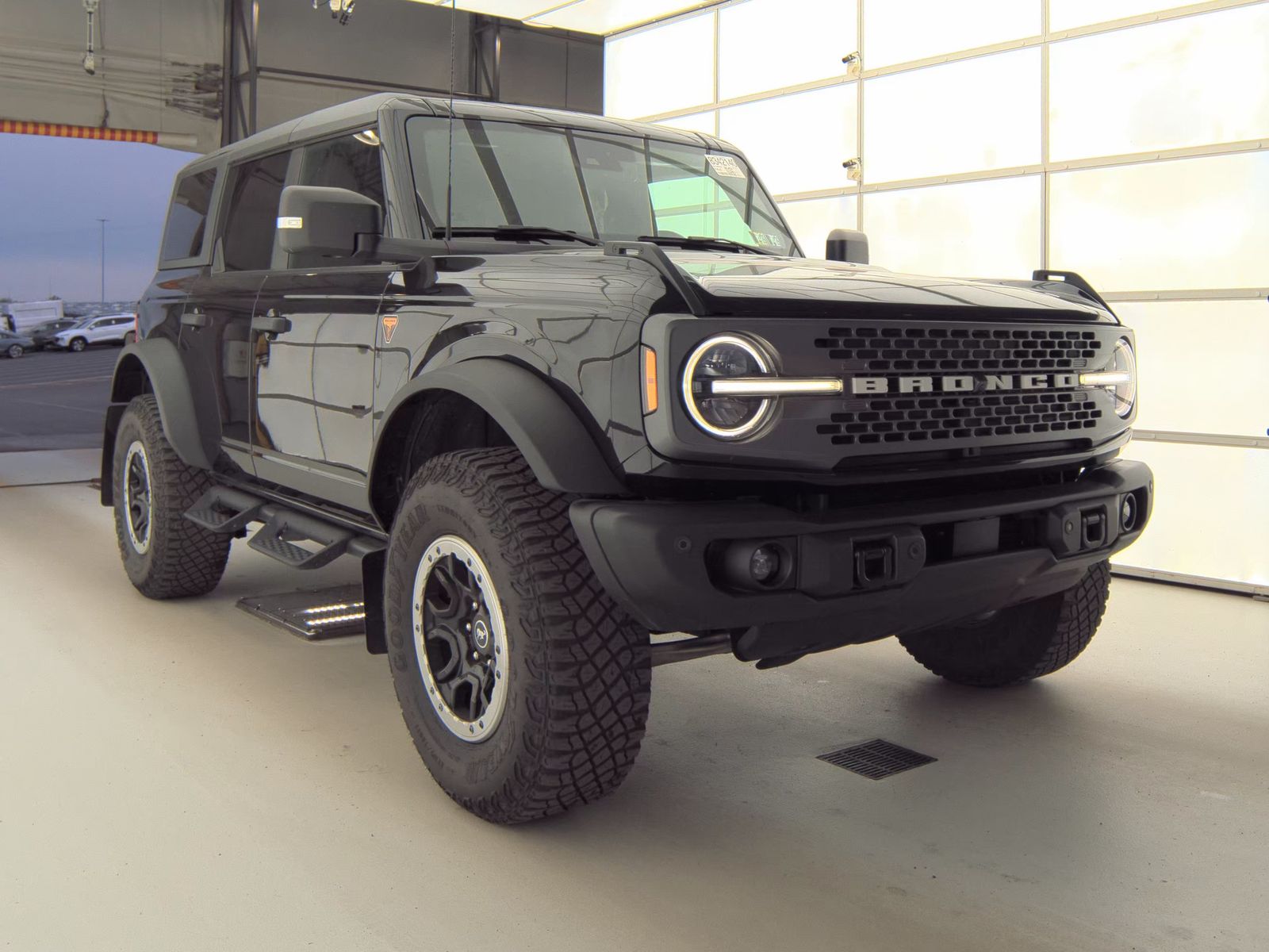 FORD BRONCO - 5