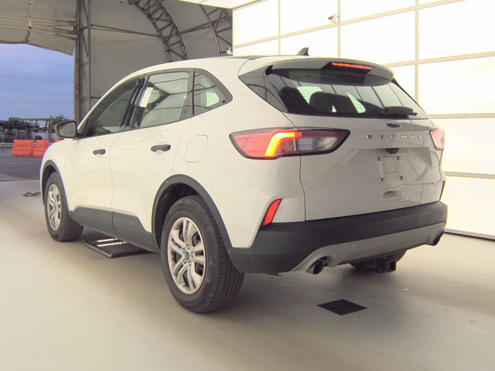 FORD ESCAPE - 9