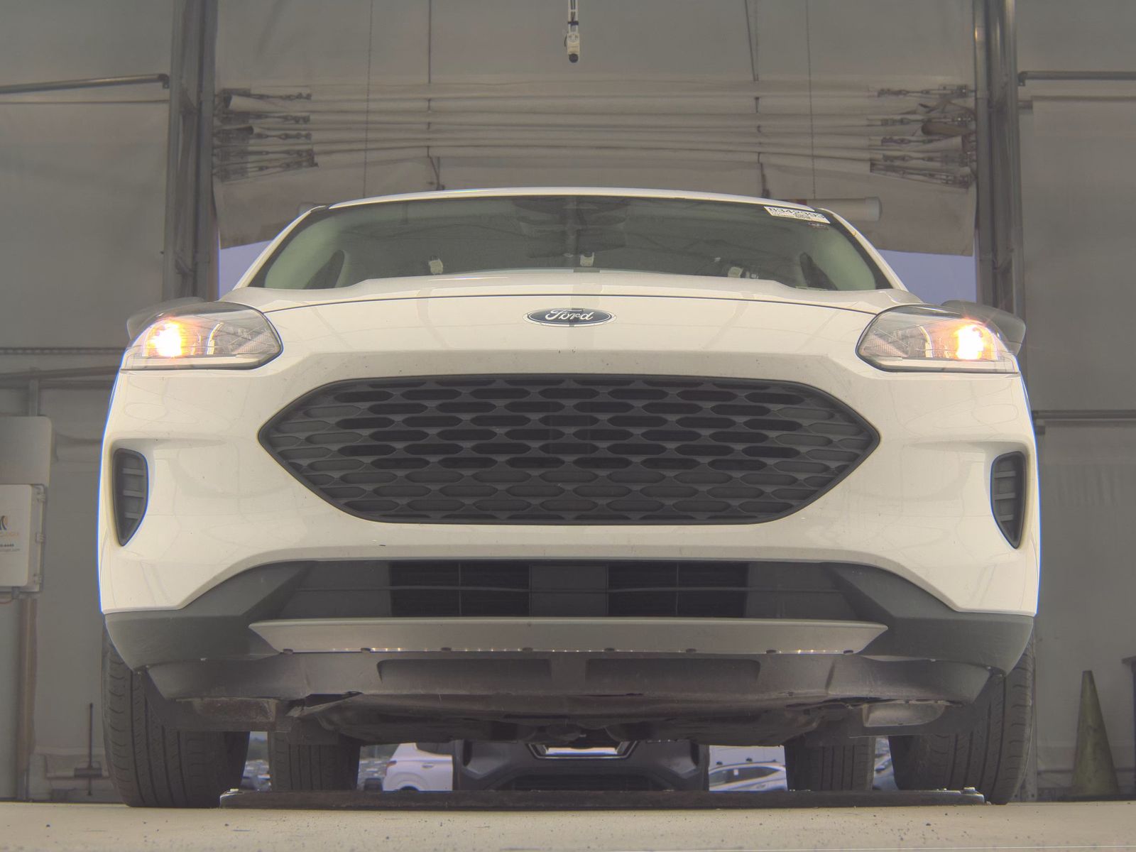 FORD ESCAPE - 4