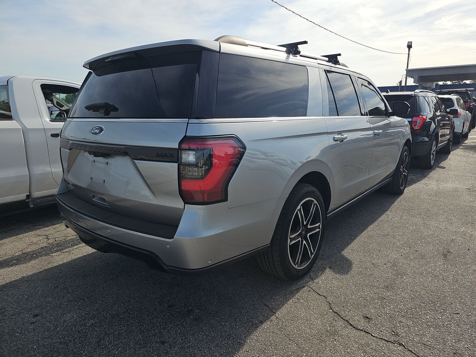 FORD EXPEDITION MAX - 5